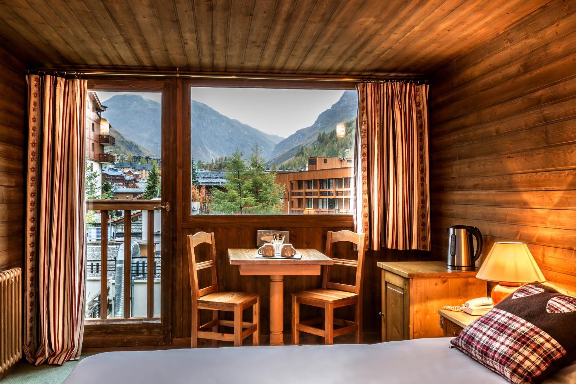 Les Cretes Blanches Hotell Val-dʼIsère Rum bild