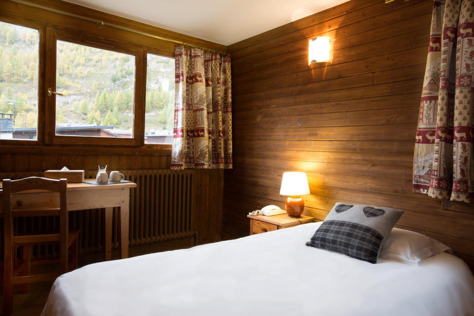 Les Cretes Blanches Hotell Val-dʼIsère Exteriör bild