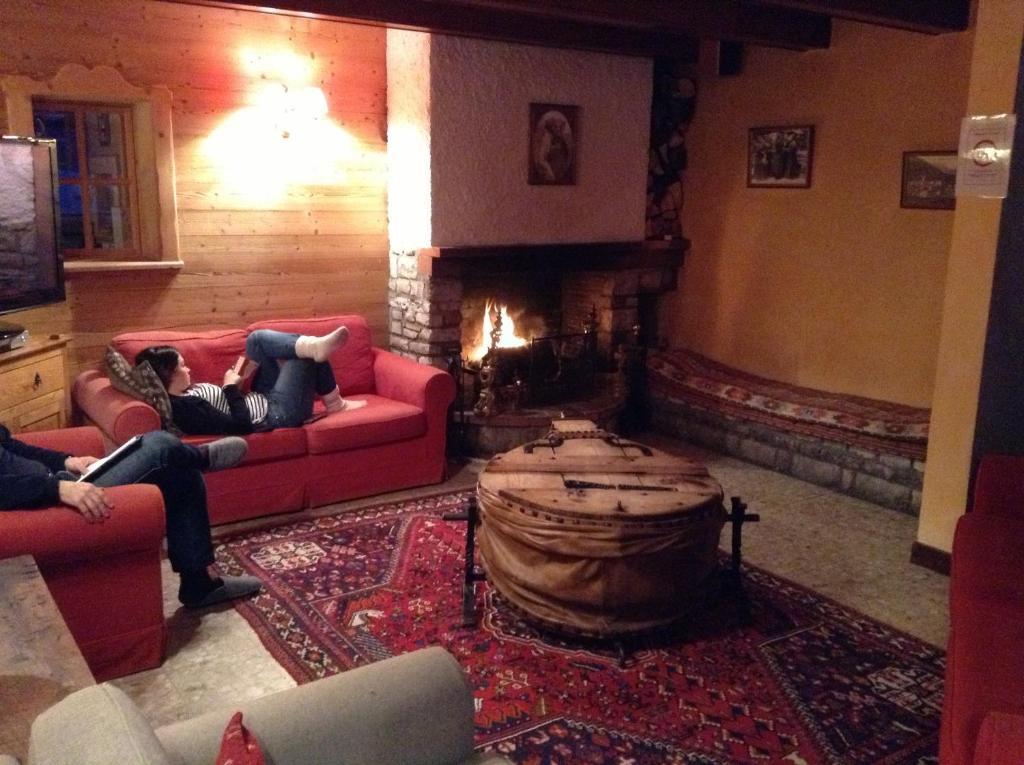 Les Cretes Blanches Hotell Val-dʼIsère Exteriör bild