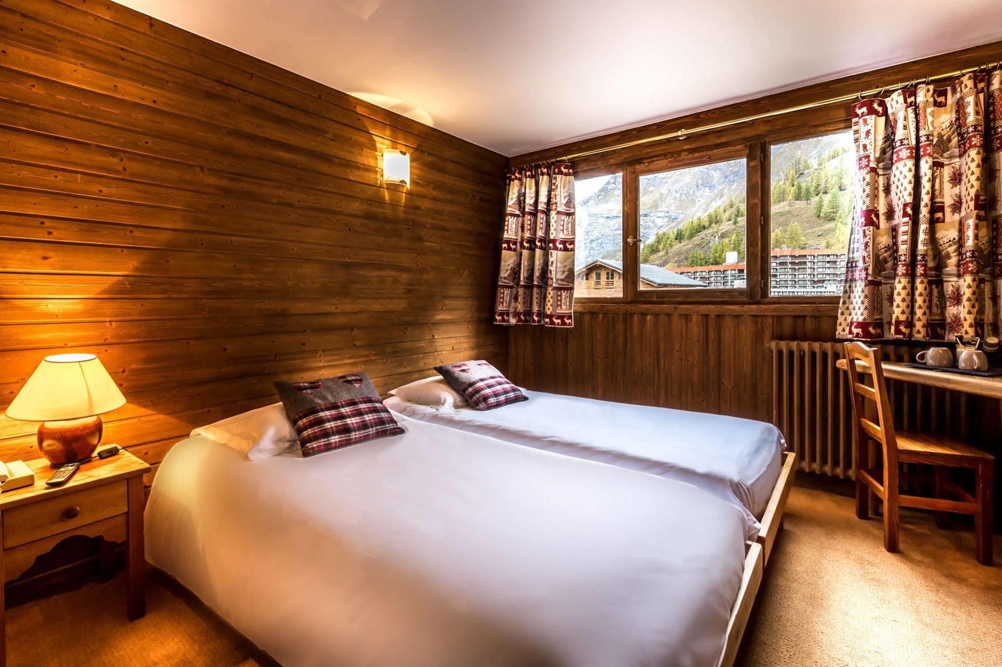 Les Cretes Blanches Hotell Val-dʼIsère Exteriör bild