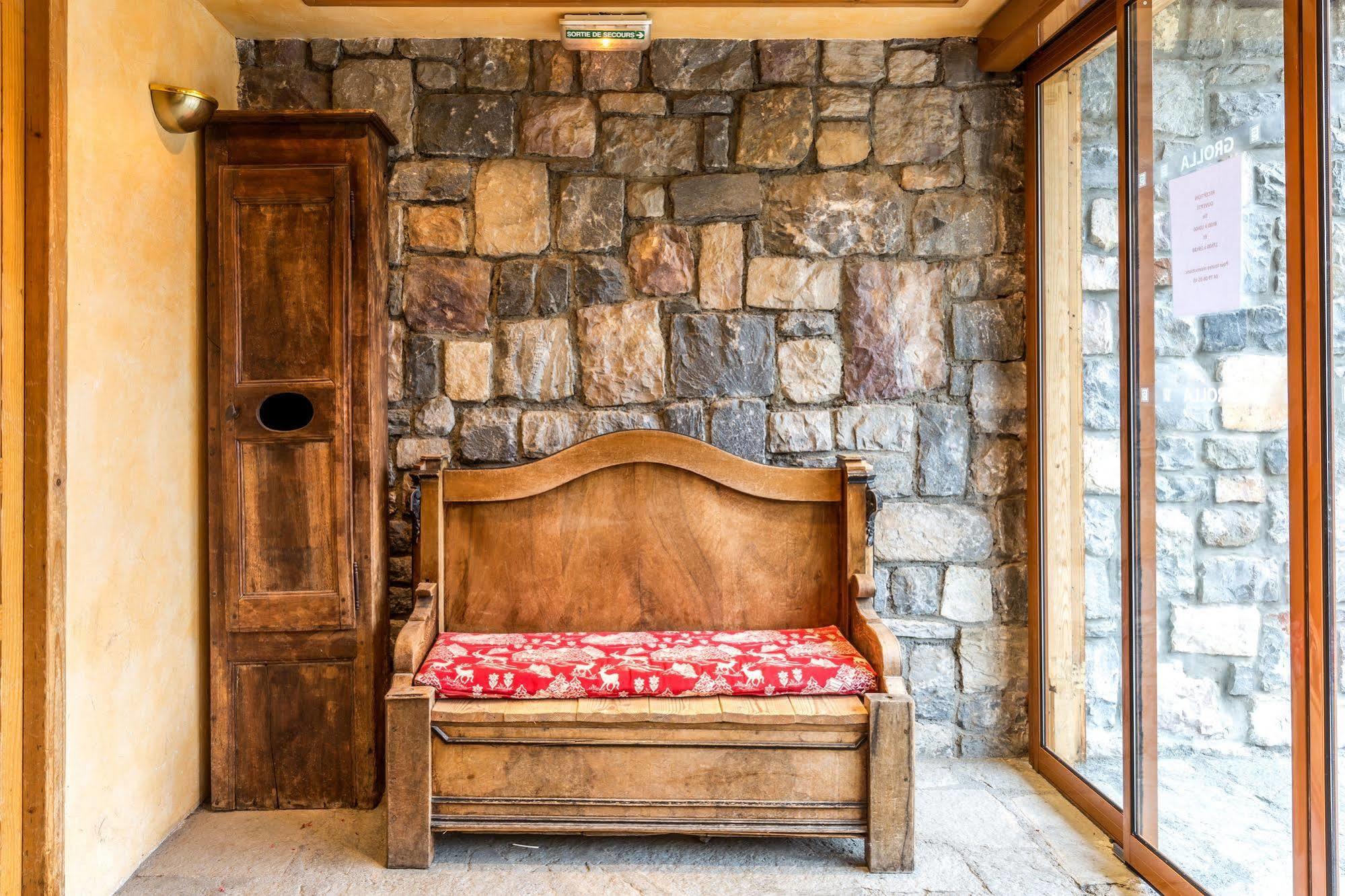 Les Cretes Blanches Hotell Val-dʼIsère Exteriör bild