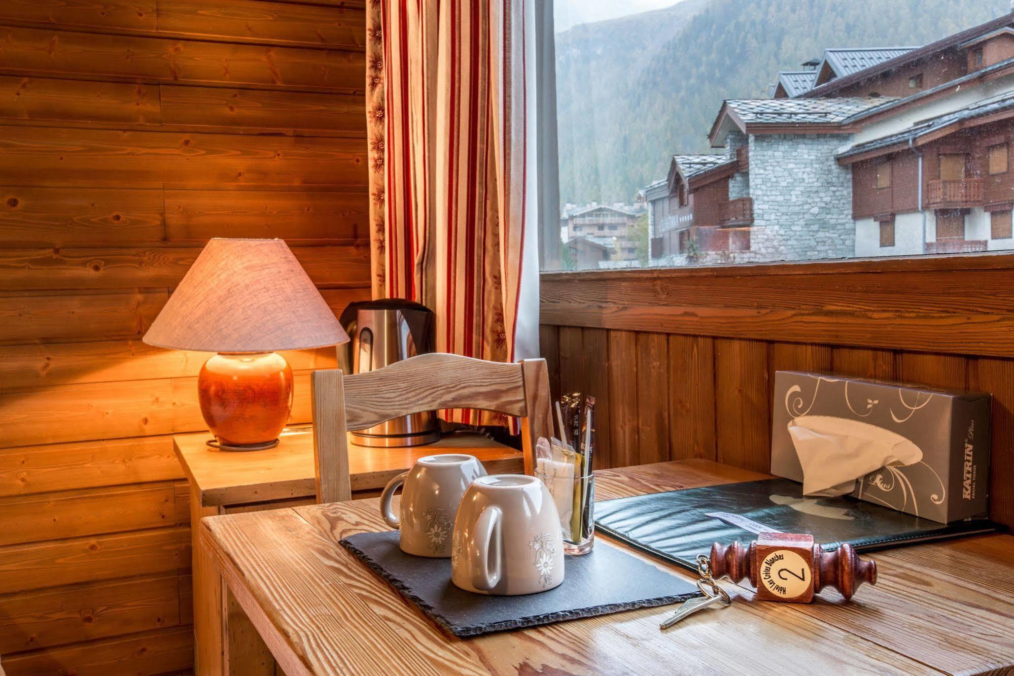 Les Cretes Blanches Hotell Val-dʼIsère Exteriör bild